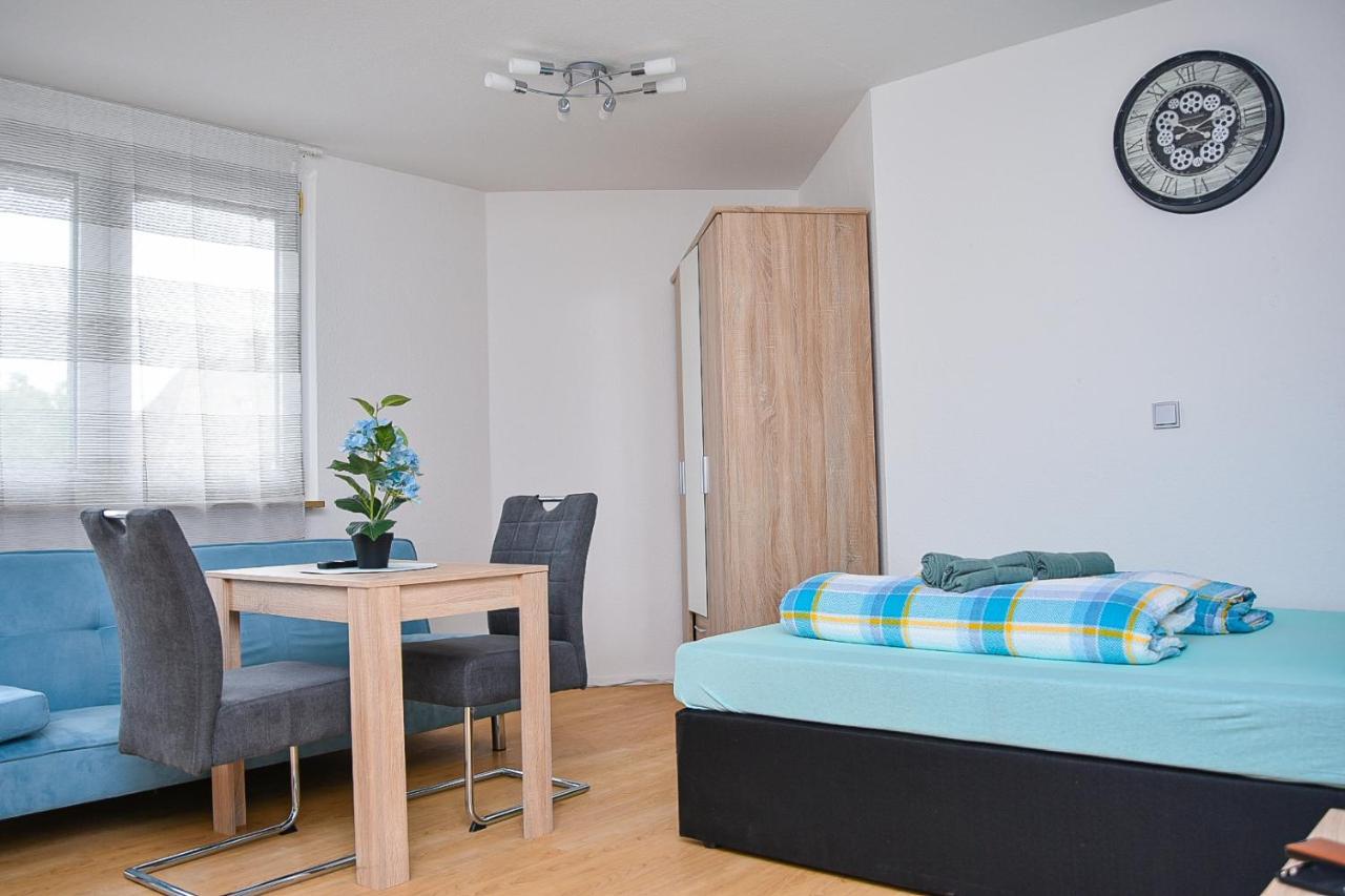 Apartamento Ruhige Im . Private Parkplatz ,balkon ,netflix *