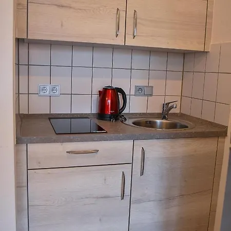 Ruhige Wohnung Im . Private Parkplatz ,Balkon ,Netflix Nuremberg Exterior photo
